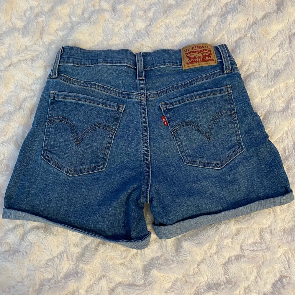 Levi Mid Rise Jean Short - Picture 2 of 3